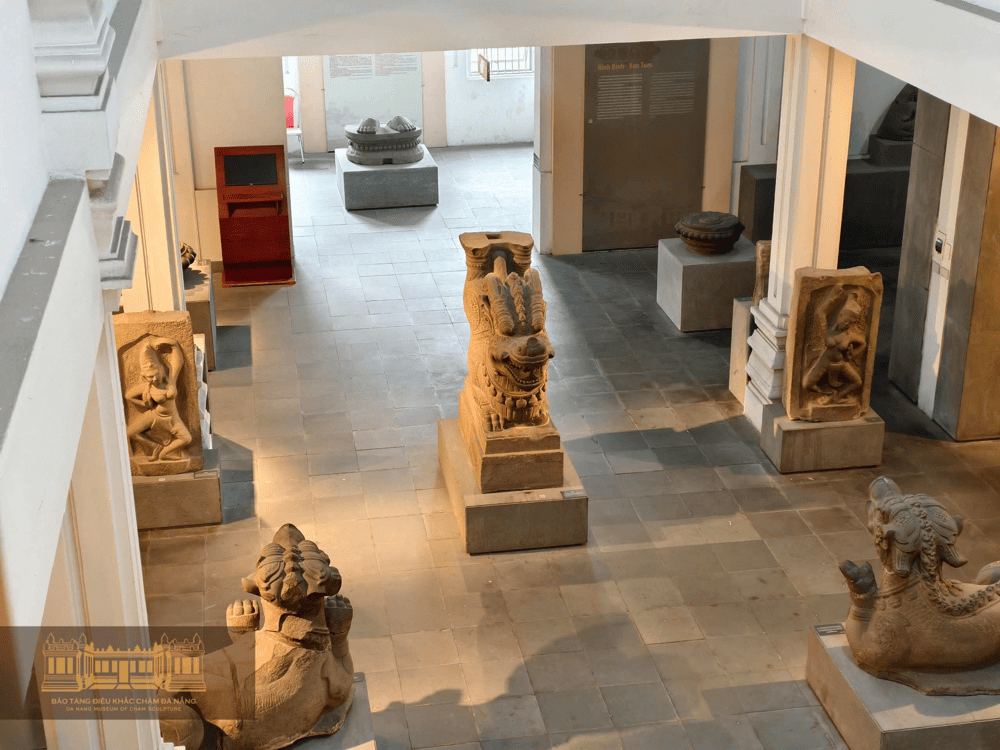 Close to Tran Thi Ly Bridge, Museum of Cham Sculpture impresses tourists with ancient Champa Kingdom sculptures and artworks (Source: Bảo tàng Điêu khắc Chăm Đà Nẵng - Da Nang Museum of Cham Sculpture)